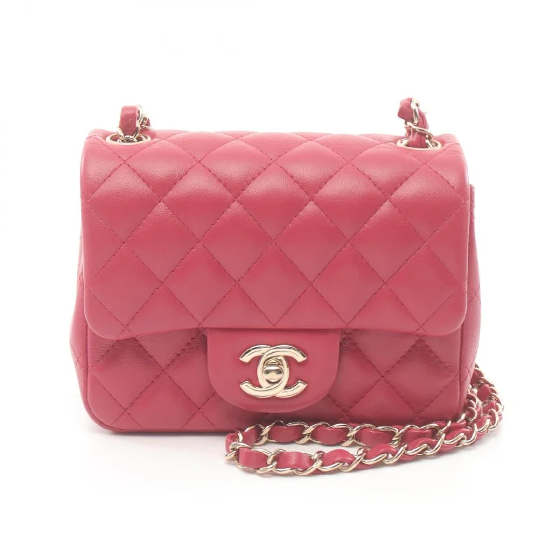 Low Price Special Chanel Mini Matelasse Lambskin Shoulder Bag Red Premium Handbags At Budget-Friendly Prices Low Price Special Chanel Mini Matelasse Lambskin Shoulder Bag Red Premium Handbags At Budget-Friendly Prices
