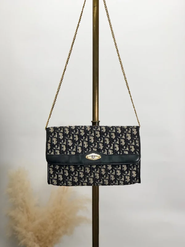 Luxury Bags For Working Professionals Christian Dior Trotter Logo Chain Shoulder bag Navy Vintage rw8kfi The Ultimate Sale On Must-Have Handbags Luxury Bags For Working Professionals Christian Dior Trotter Logo Chain Shoulder bag Navy Vintage rw8kfi The Ultimate Sale On Must-Have Handbags