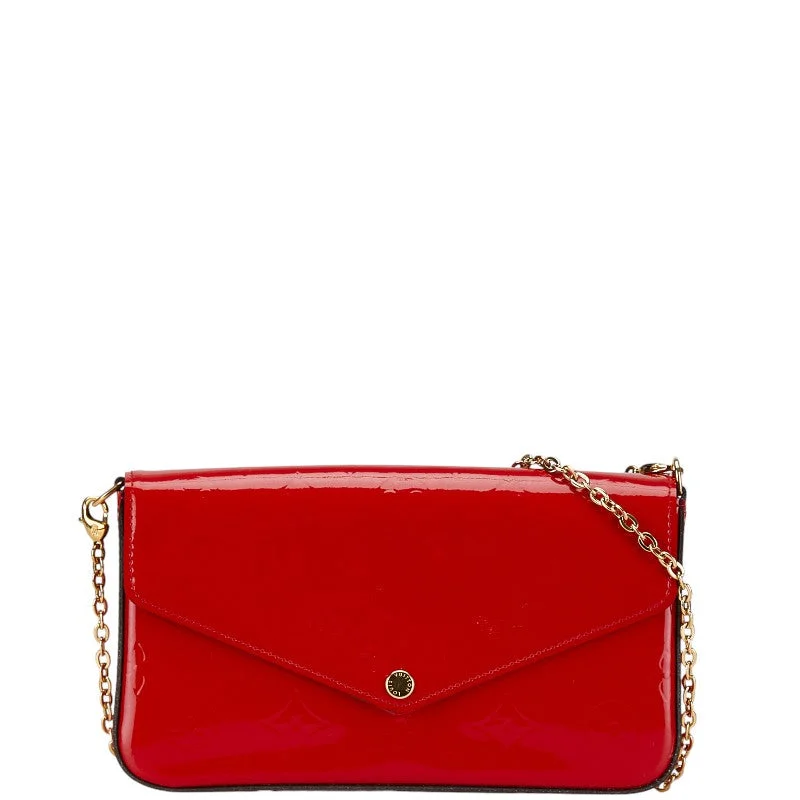 Sporty Bags For Active And Athletic Lifestyles Louis Vuitton Patent Leather Chain Shoulder Bag M61293 The Best Handbag Offers Are Here Sporty Bags For Active And Athletic Lifestyles Louis Vuitton Patent Leather Chain Shoulder Bag M61293 The Best Handbag Offers Are Here