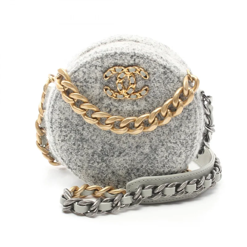 Polished Style Deals Chanel 19 Matelasse Shoulder Bag Fabric Leather Everyday Elegance At Special Prices Polished Style Deals Chanel 19 Matelasse Shoulder Bag Fabric Leather Everyday Elegance At Special Prices