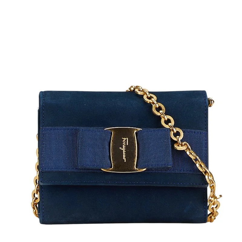 Fashionable Comfort Promotions Salvatore Ferragamo Nubuck Vara Ribbon Chain Shoulder Bag Limited-Time Sale On Trendy Handbags – Don't Miss Out Fashionable Comfort Promotions Salvatore Ferragamo Nubuck Vara Ribbon Chain Shoulder Bag Limited-Time Sale On Trendy Handbags – Don't Miss Out