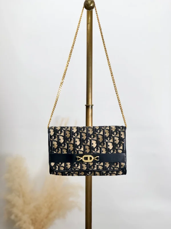 Luxury Bags For Working Professionals Christian Dior Trotter CD Logo Chain Shoulder bag Navy Vintage 8yby6g Fashion-Forward Bags At Exclusive Promotional Prices Luxury Bags For Working Professionals Christian Dior Trotter CD Logo Chain Shoulder bag Navy Vintage 8yby6g Fashion-Forward Bags At Exclusive Promotional Prices