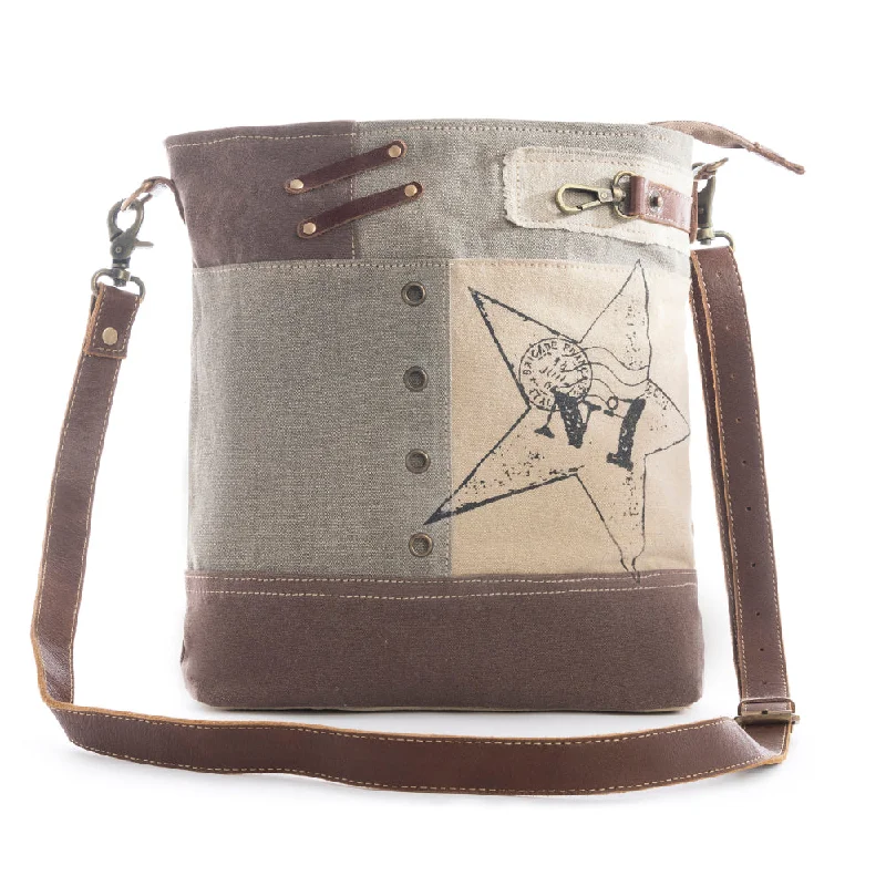 Polished Style Deals North Star Shoulder Bag Sleek Bags, Perfect Prices