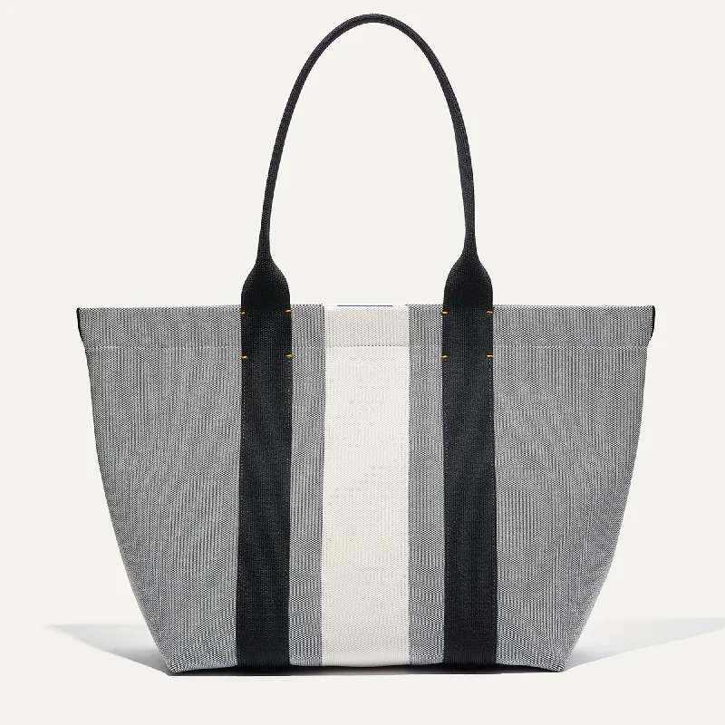 Classic Modern Offers The Essential Tote - Grey Mist Limited-Stock Bag Clearance – Grab Your Favorite Now Classic Modern Offers The Essential Tote - Grey Mist Limited-Stock Bag Clearance – Grab Your Favorite Now