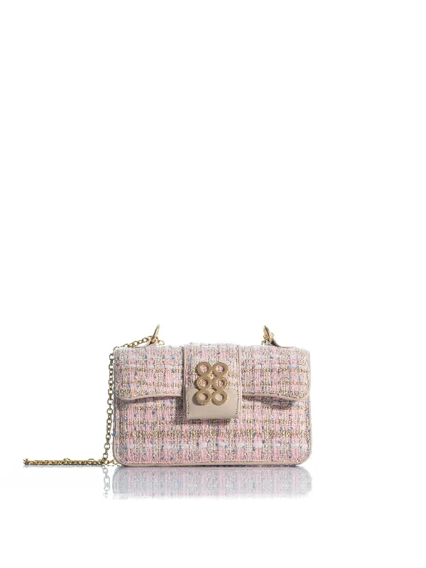 Bold Fashion Sales The New Yorker Soho 3.0 Upgrade Your Look With Our Exclusive Bag Deals Bold Fashion Sales The New Yorker Soho 3.0 Upgrade Your Look With Our Exclusive Bag Deals