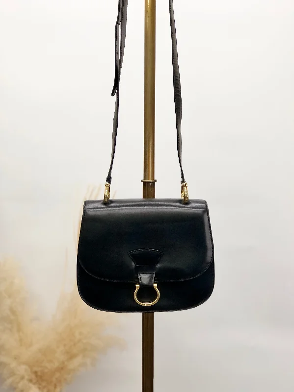 Trendy Pulse CELINE Horse Bit Shoulder bag Black Vintage zfwpa8 Your Perfect Bag At The Perfect Price Trendy Pulse CELINE Horse Bit Shoulder bag Black Vintage zfwpa8 Your Perfect Bag At The Perfect Price