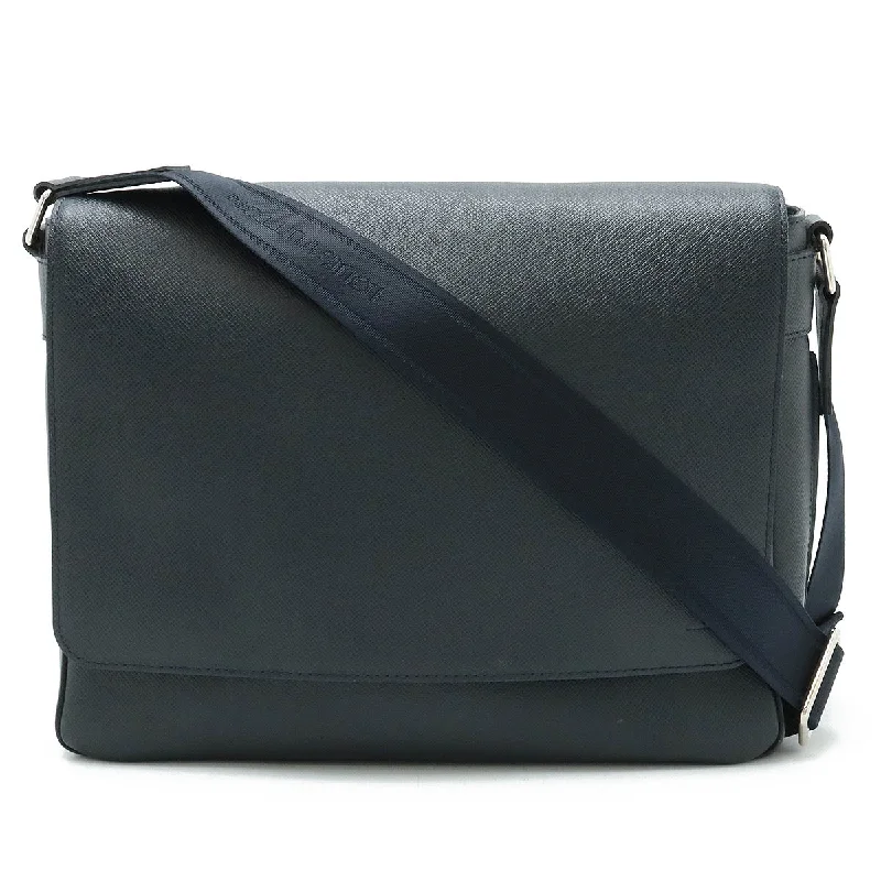 Professional Bags With Office Discounts Louis Vuitton Taiga Roman MM Messenger Bag M32624 Statement Bags With Exclusive Savings Professional Bags With Office Discounts Louis Vuitton Taiga Roman MM Messenger Bag M32624 Statement Bags With Exclusive Savings