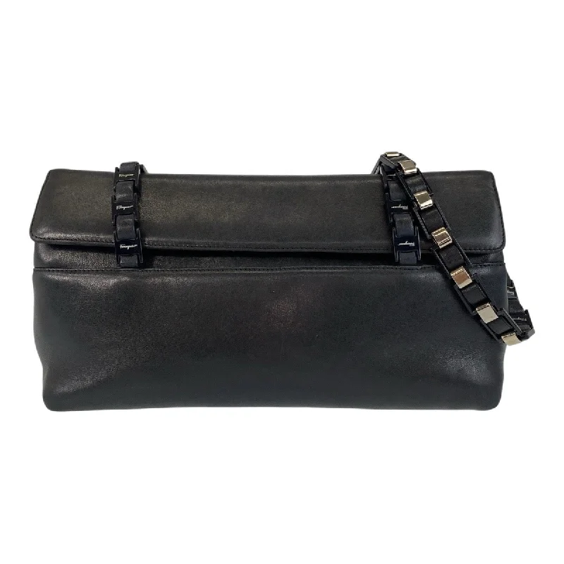Hot Deals Salvatore Ferragamo Vara Leather Shoulder Bag Shop Stylish Bags At Unbeatable Prices Hot Deals Salvatore Ferragamo Vara Leather Shoulder Bag Shop Stylish Bags At Unbeatable Prices