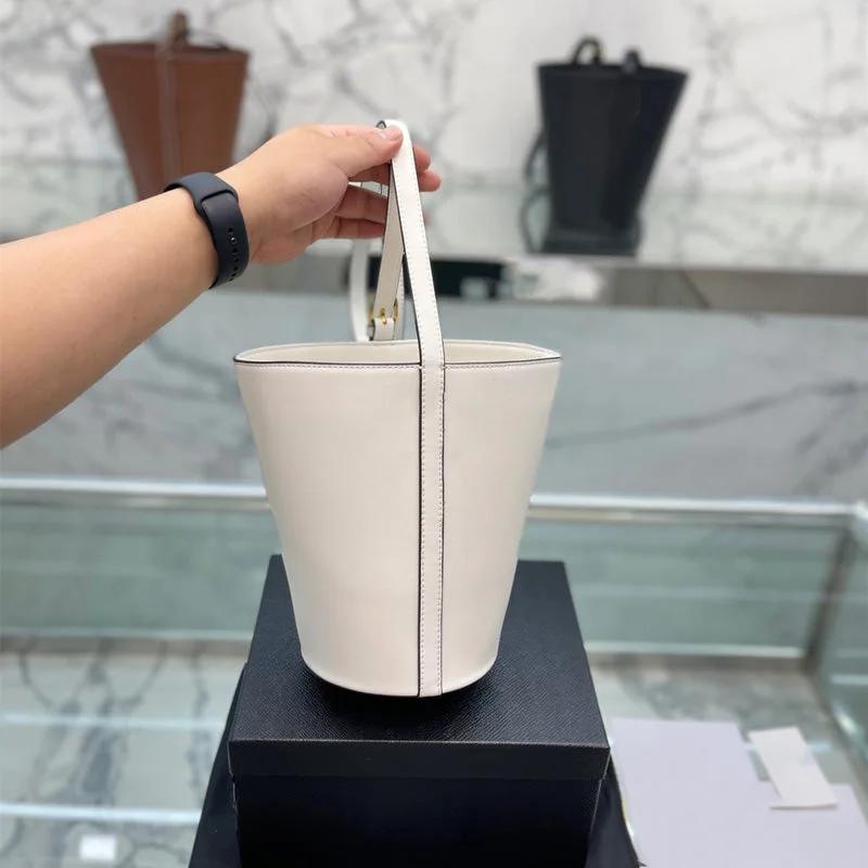 2023 Luxury Designer Shoulder Bags Leisure Smooth Genuine Leather Handbags For Women Statement Bags, Shop Today 2023 Luxury Designer Shoulder Bags Leisure Smooth Genuine Leather Handbags For Women Statement Bags, Shop Today