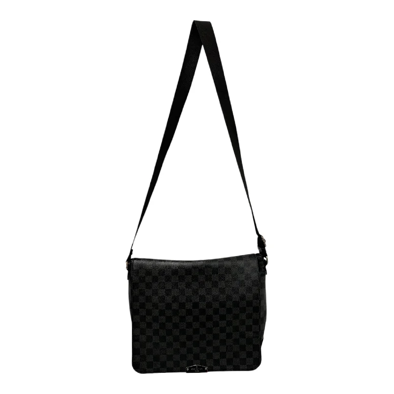 LOUIS VUITTON/Cross Body Bag/OS/Border/Leather/BLK/damier crossbody The Ultimate Sale On Must-Have Handbags LOUIS VUITTON/Cross Body Bag/OS/Border/Leather/BLK/damier crossbody The Ultimate Sale On Must-Have Handbags