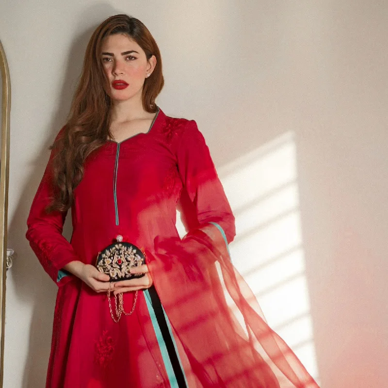 Azeeba Unmissable Deals On Everyday Handbags