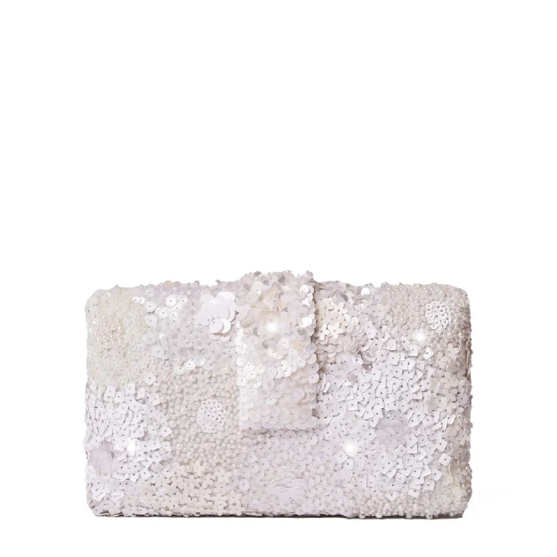 Chantilly Kitsch Clutch Timeless Handbags Now At Special Discounts