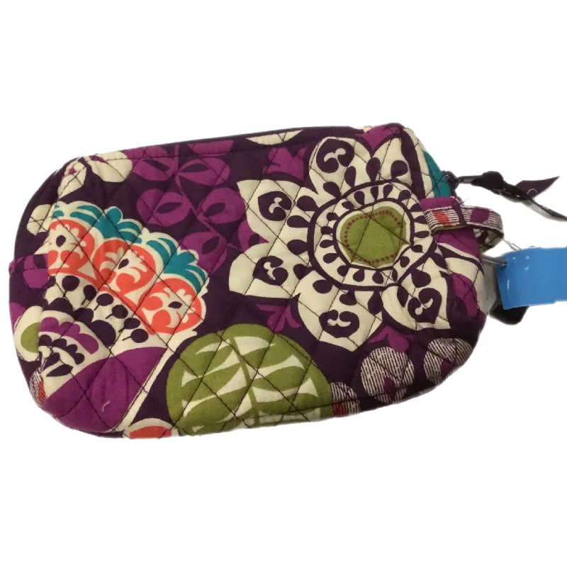 Clutch By Vera Bradley Classic Totes At Unbeatable Deals