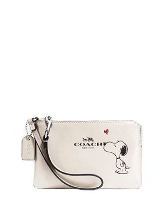 Limited Stock, Big Sale Coach Peanuts Snoopy Kiss L-Zip Wristlet The Best Handbag Sale Of The Season Limited Stock, Big Sale Coach Peanuts Snoopy Kiss L-Zip Wristlet The Best Handbag Sale Of The Season