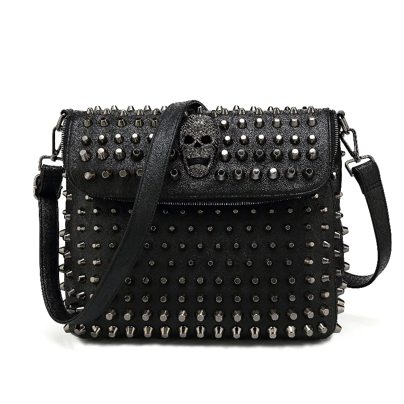 Large Studded Skull Shoulder Bag H1417 Fashionable Handbags At Must-Have Prices