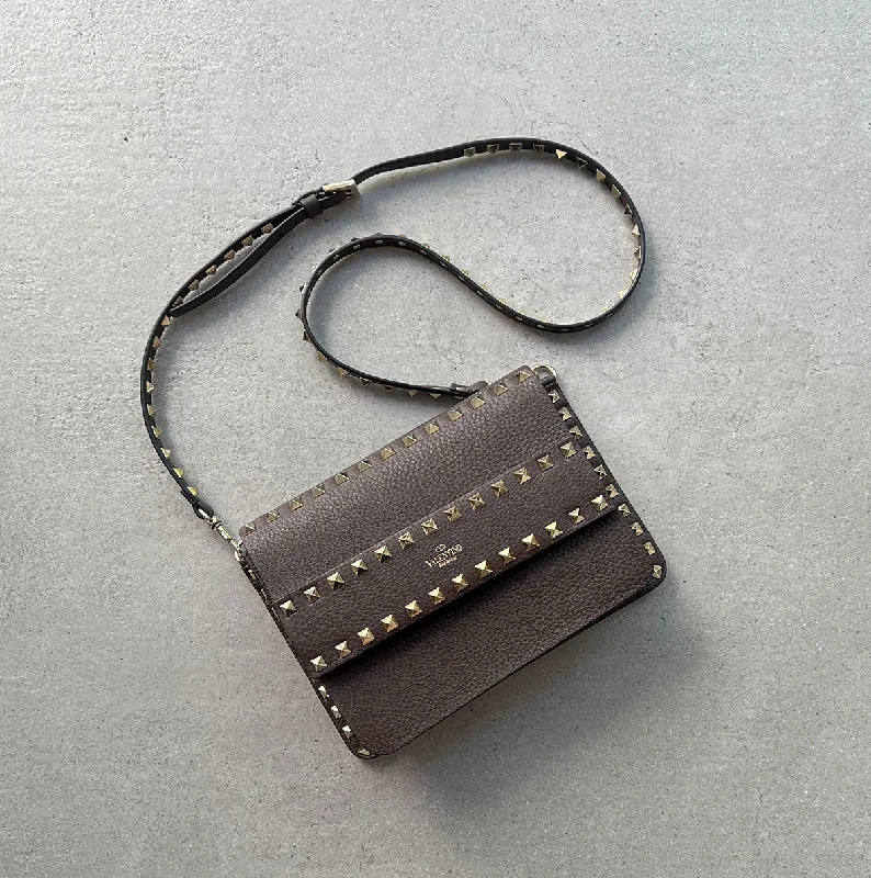Clutch C/B Handbag Grained, Fondant The Best Handbag Sale Of The Season