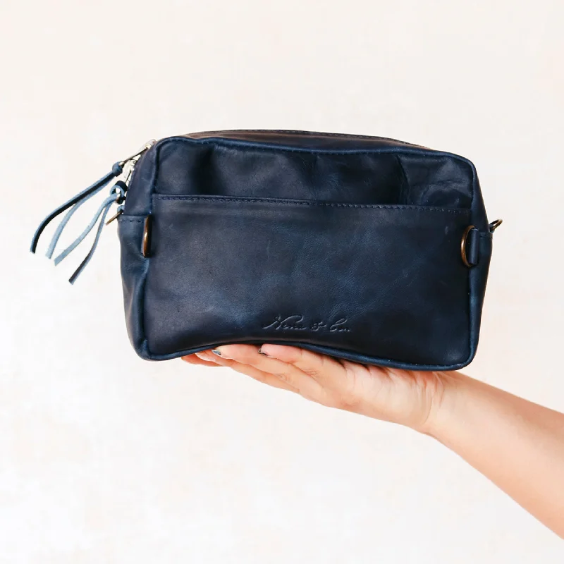 WANDER CROSSBODY BAG + WIDE STRAP SET - FULL LEATHER - NAVY Premium Handbags With A Touch Of Elegance WANDER CROSSBODY BAG + WIDE STRAP SET - FULL LEATHER - NAVY Premium Handbags With A Touch Of Elegance