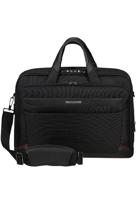 PRO-DLX 6 Briefcase 17.6" - Black Luxury Meets Affordability – Shop Stunning Bags Now PRO-DLX 6 Briefcase 17.6" - Black Luxury Meets Affordability – Shop Stunning Bags Now