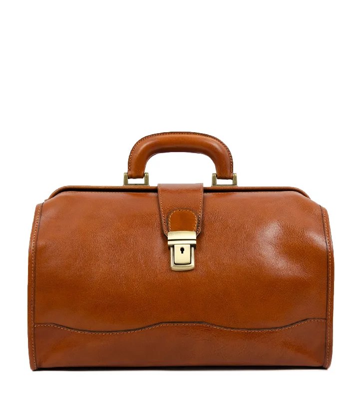 Small Leather Doctor Bag for Women- David Copperfield Best-Selling Bags Now At Exclusive Promotional Prices