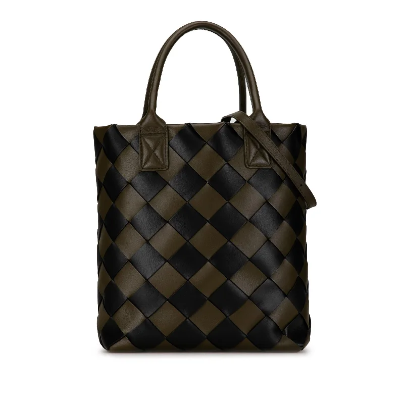 Bottega Veneta Intrecciato Maxi Cabat 30 Satchel (SHG-P7LX5h) Handbag Deals You'll Love