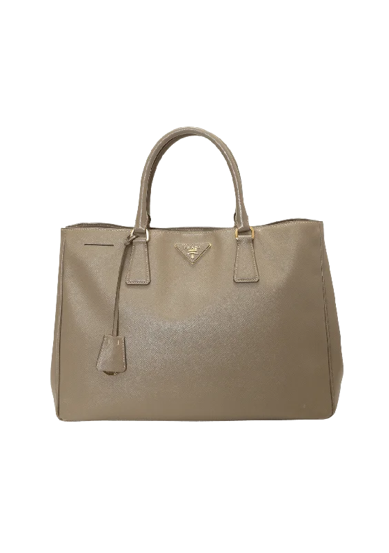 SAFFIANO LUX GALLERIA TOTE Stylish Totes, Special Discounts