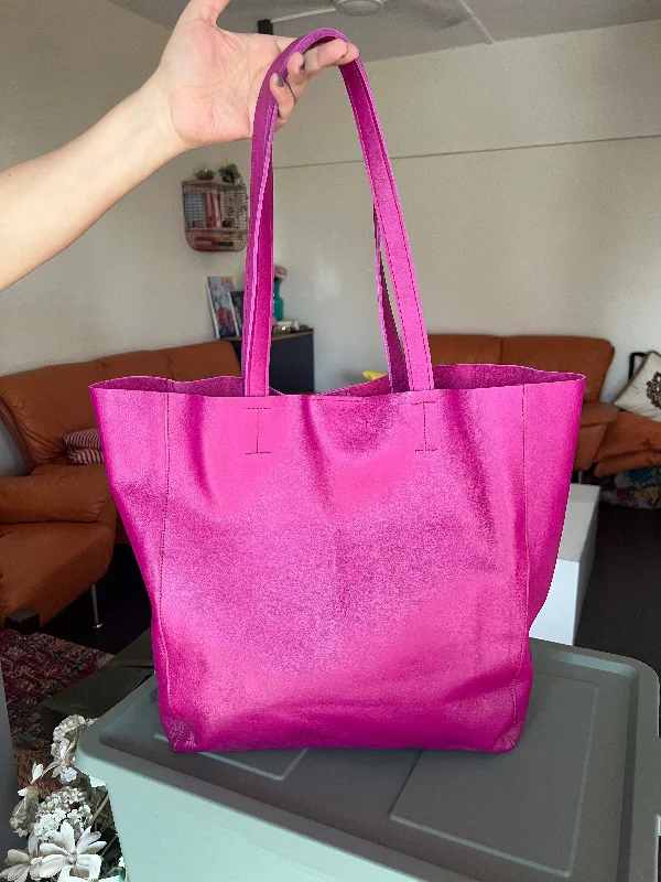 Vintage Soft Tote Leather Bag Timeless Handbags Now At Special Discounts